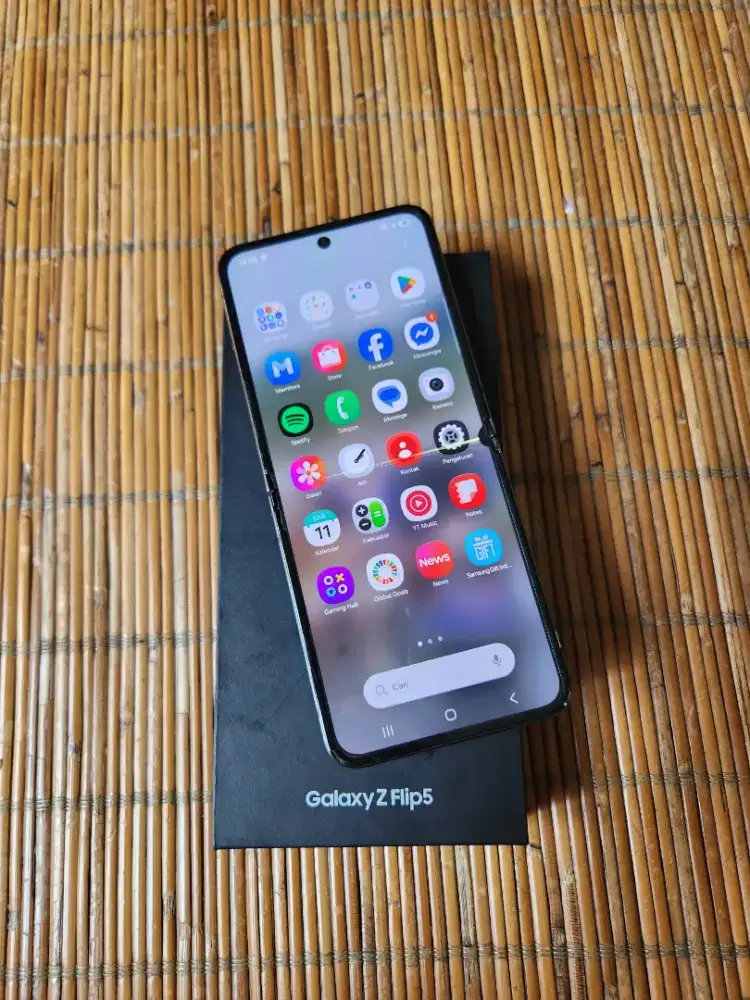 Samsung Z Flip 5 8/512Gb 5G Resmi SEIN