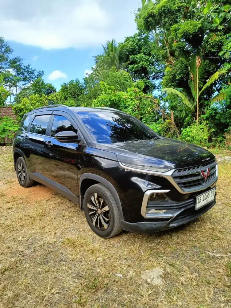 Almaz LT Lux 7 seat sunroof