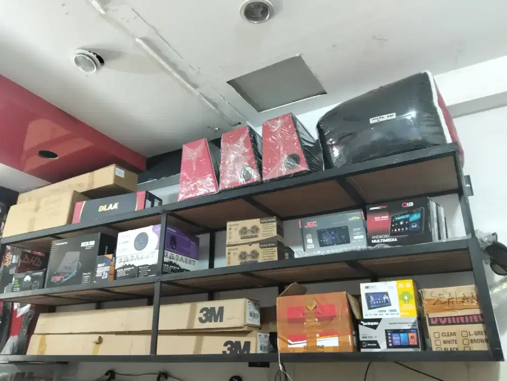 Dicari tukang teknisi variasi mobil