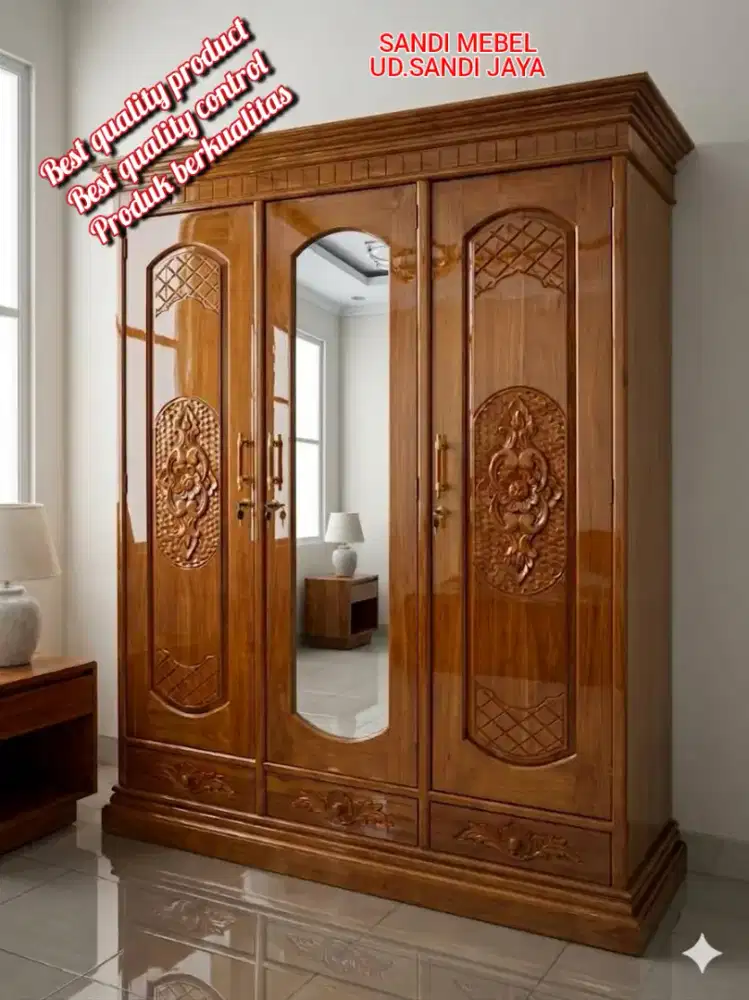Almari pakaian pintu 3 ukir,bawah laci