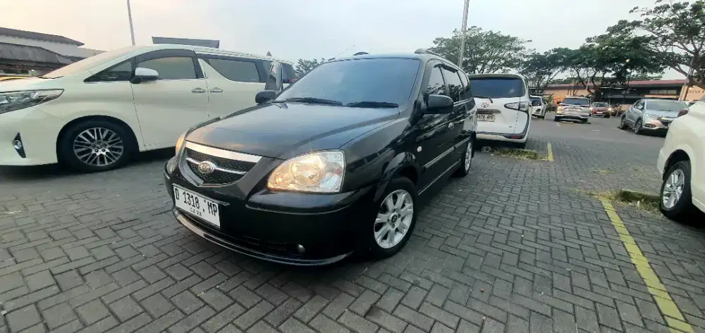 Kia Carens Gen 2