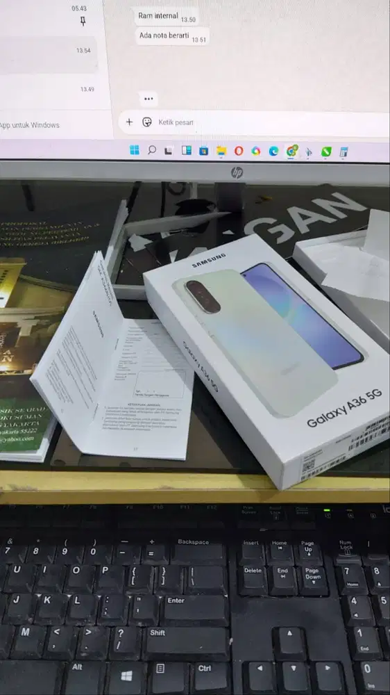 Dijual hp samsung A36 5G Garansi. PEMBELIAN BULAN nov. Mulus