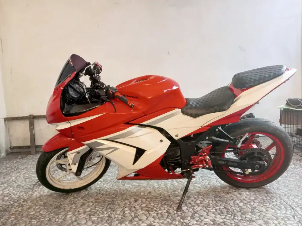 Ninja 250R Karbu Surat lengkap mesin. Jwozzz