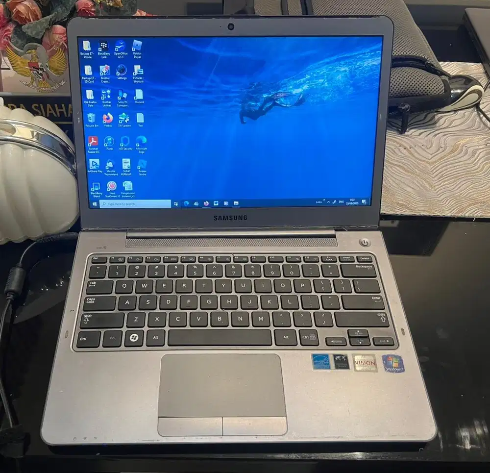 Laptop Samsung Series 5 Ultra NP535U3C