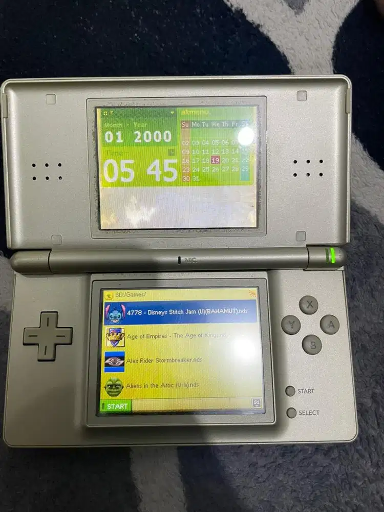 Nintendo DS lite