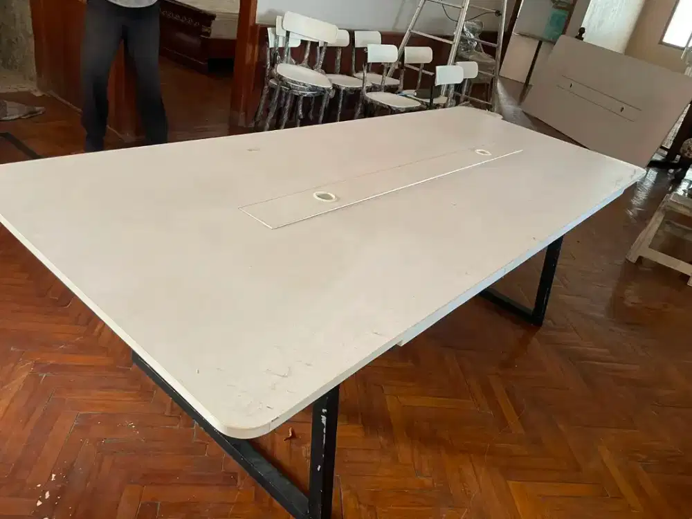Meja meeting,meja panjang kaki besi