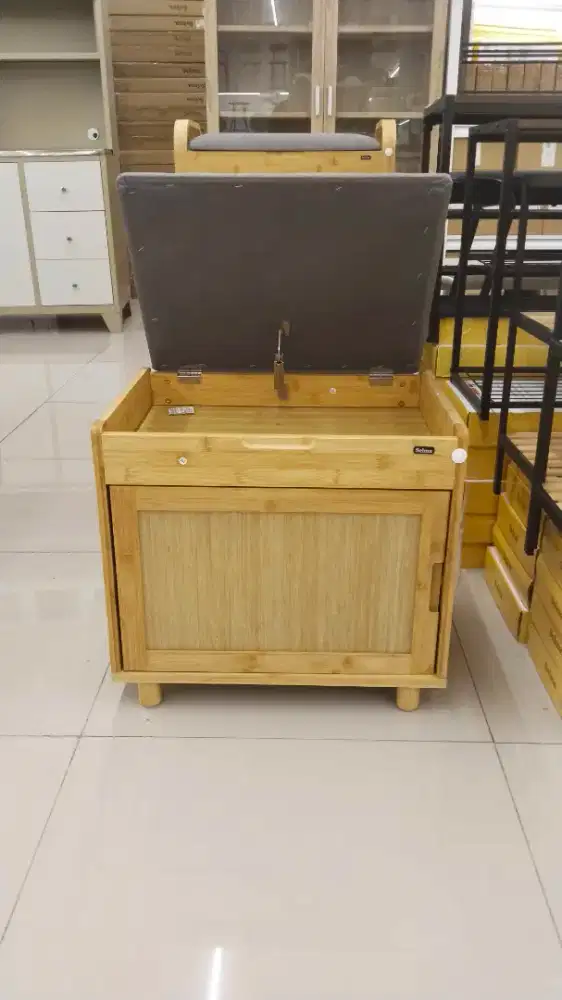 Rak sepatu bambu