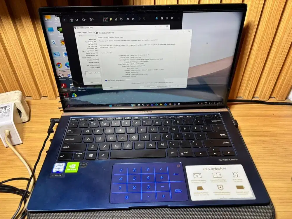 Laptop Asus Zenbook 14 UX433FN