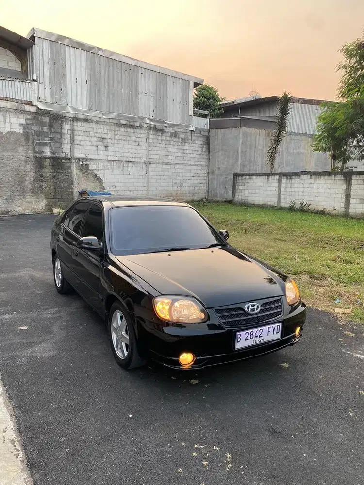 Dijual Hyundai Avega GL 2009 MT Istimewa