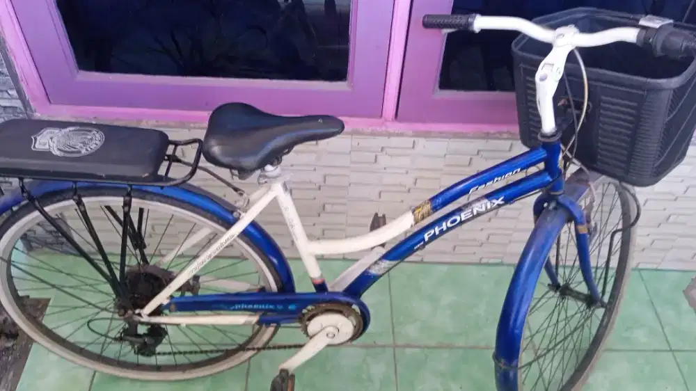 sepeda phoenix biru bekas