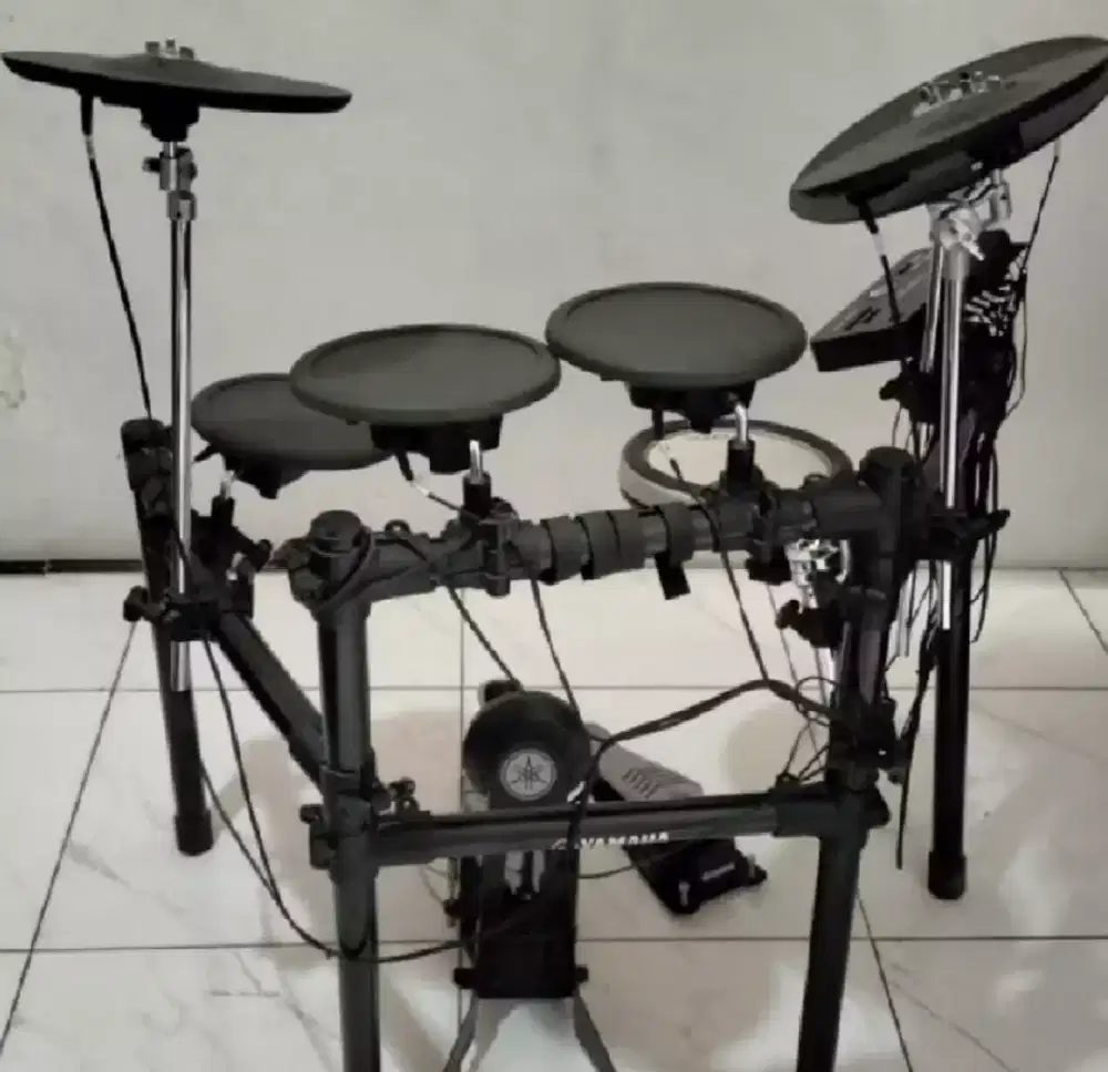 Yamaha DTX502 Electronic Drum