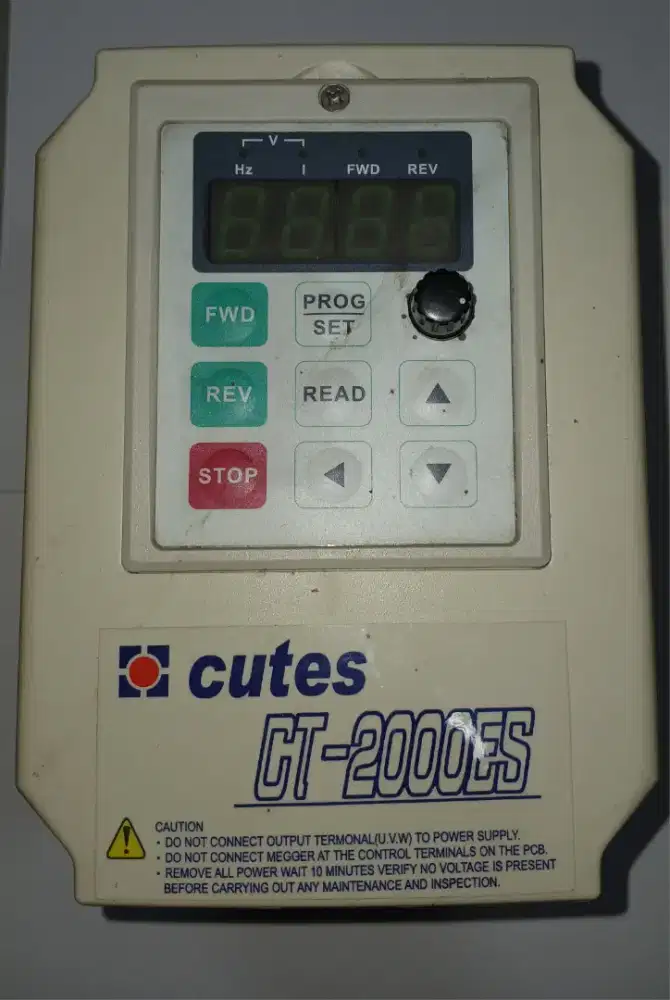 Invertet cutes 0.75 kw 1 hp 380 volt 3 phase kondis normal
