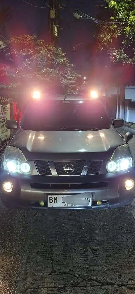 Nissan X-Trail 2010 Bensin