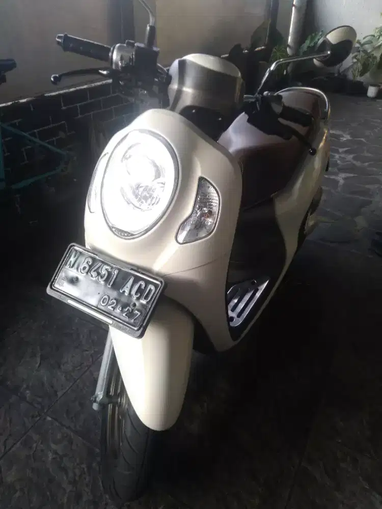 Honda scoopy keyless th 2022 plat malang
