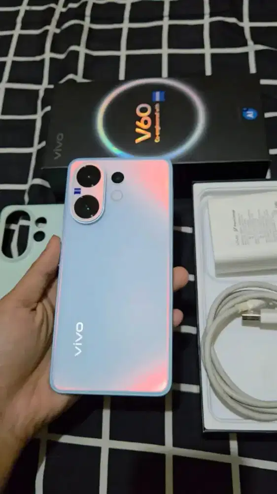 Vivo V60 zeiss 8/256 [fullset]