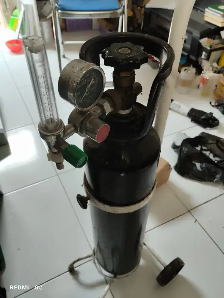 Oxygen Lengkap Tabung Regulator dan Roda
