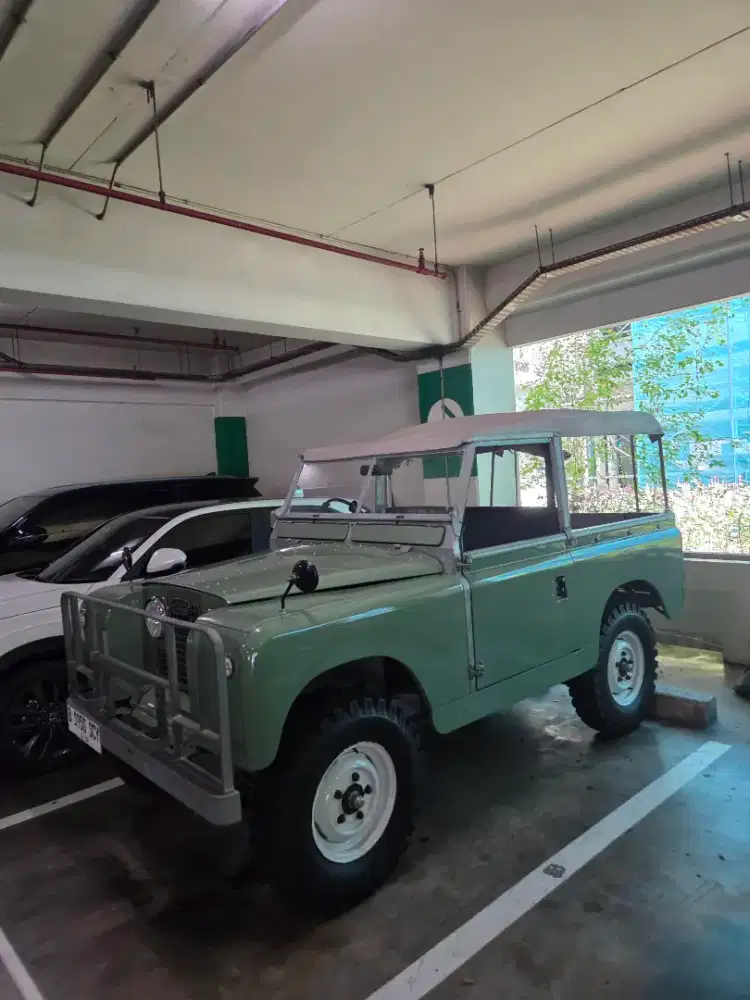 Land Rover Series 3 Tahun 1976