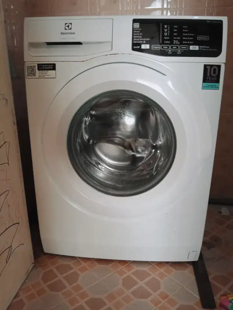Mesin cuci Electrolux