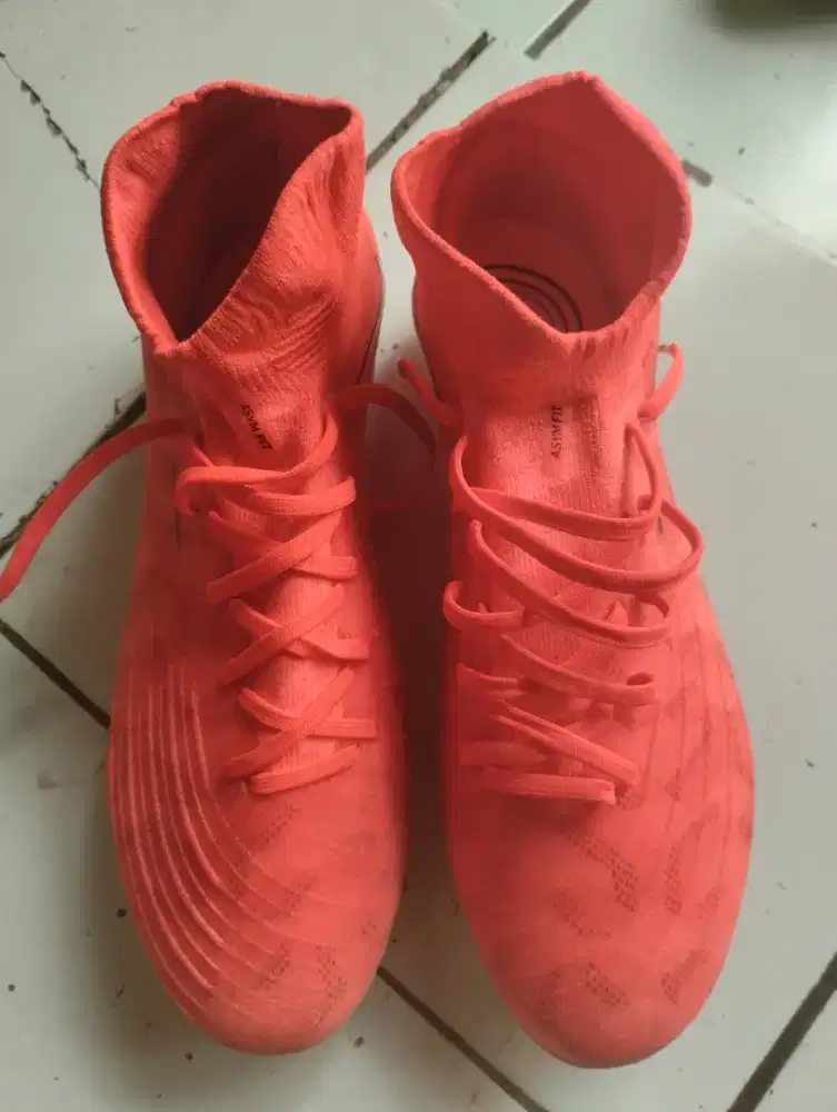 Sepatu Nike Phantom luna