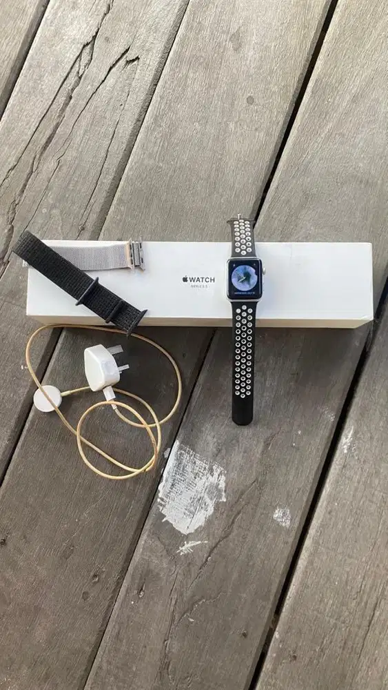 Apple Watch 3 Seri GPS Celullar 42mm