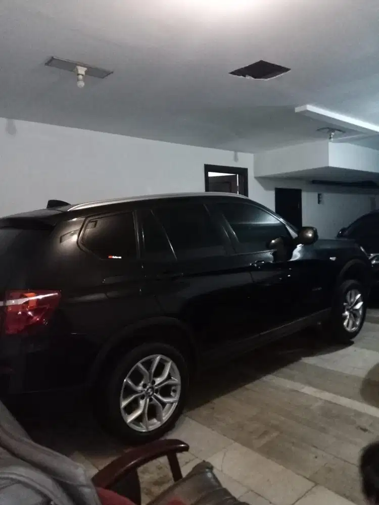 Jual bmw f25 x3 bensin 2013 warna hitam