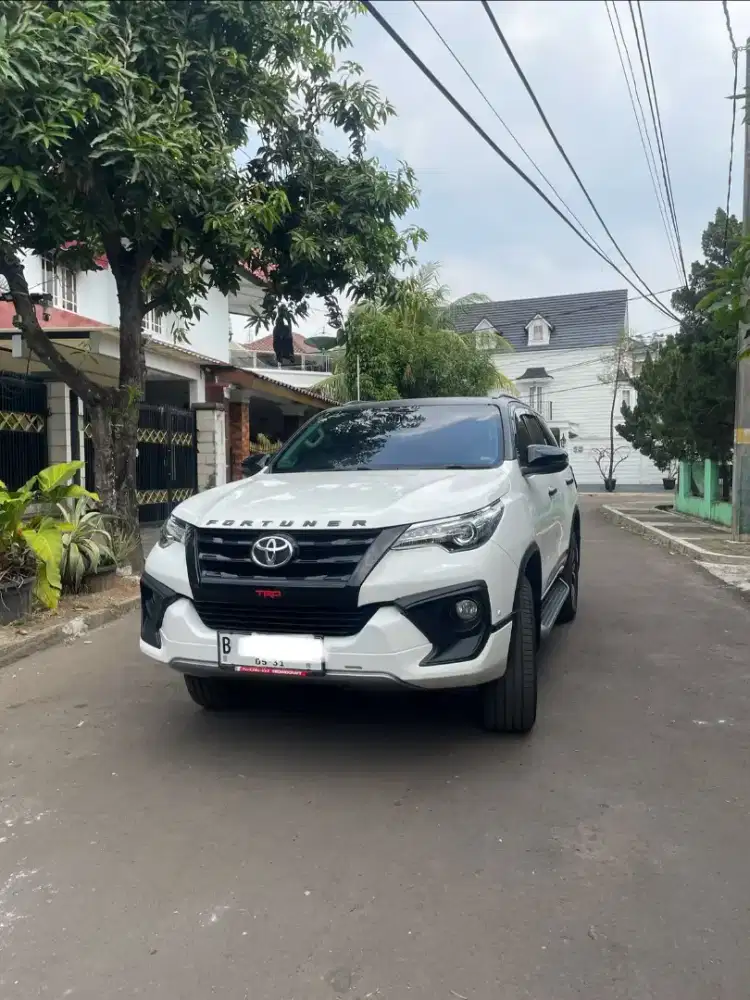 Toyota Fortuner 2.4 TRD 2019 ISTIMEWA