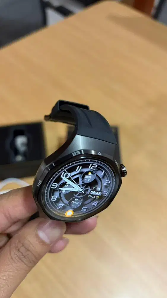 Erafone Huawei Watch GT 6 Pro Titanium Garansi Juni 2027 apple watch