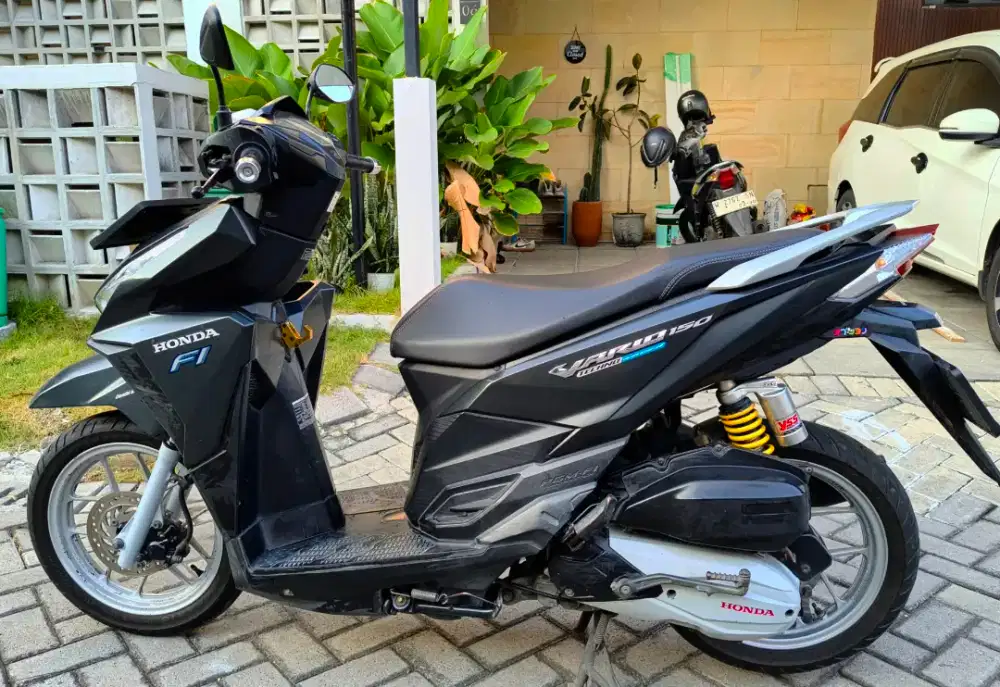 jual vario 150 hitam tahun 2015