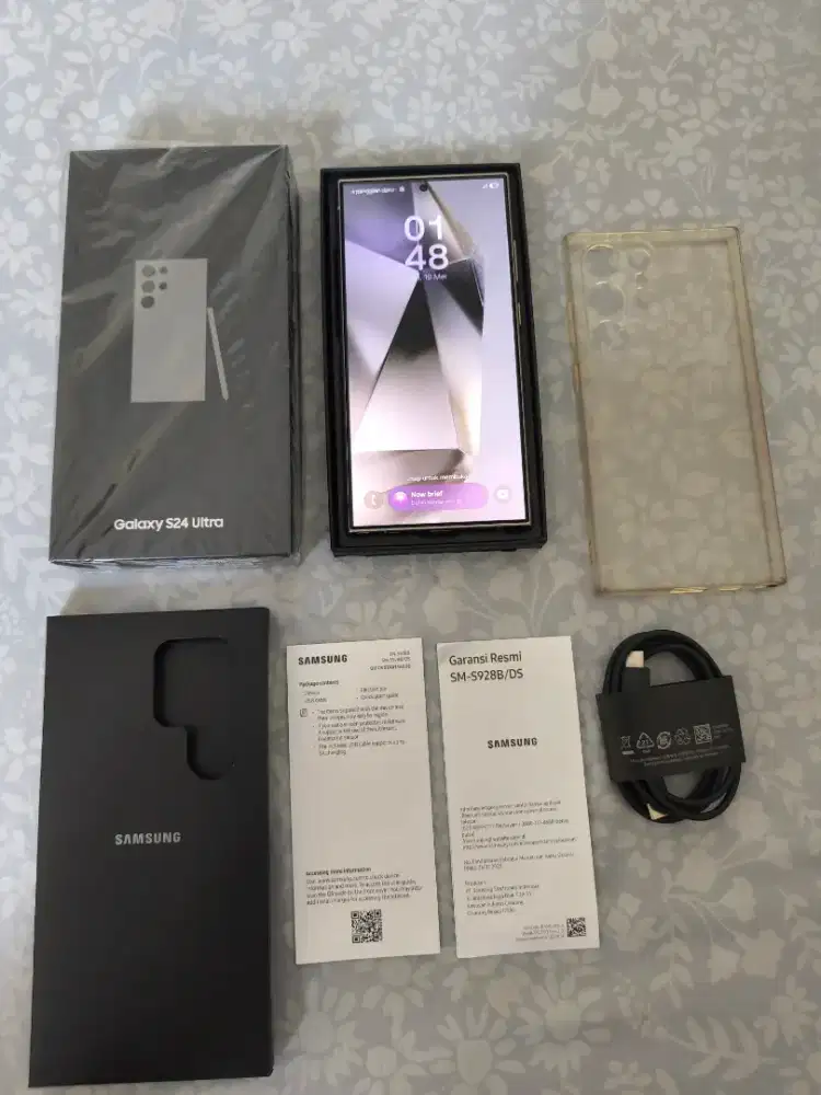 Samsung S24 Ultra 12/512GB Resmi SEIN Fullset original