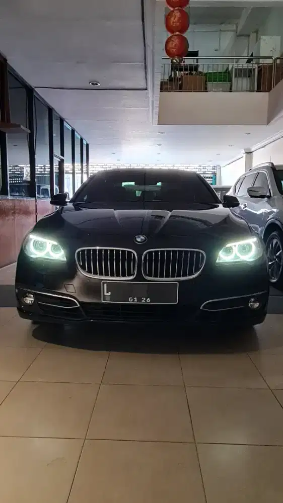 BMW 520i 2.0 Luxury A/T 2015
