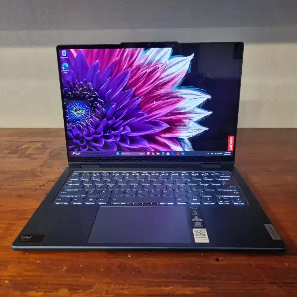 Lenovo YOGA 7 2in1 - Core ULTRA 7 155H - NPU AI Boost
