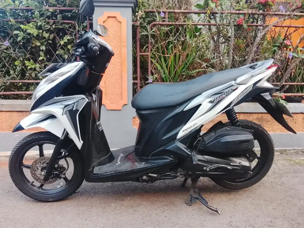 Vario KZR 125 cc tahun 2014 Isi Lengkap