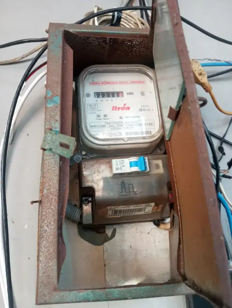 Teknisi Listrik dan CCTV
