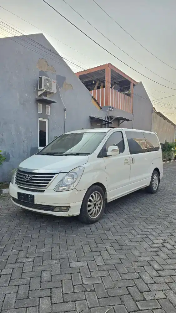 Hyundai H-1 Diesel 2011 tipe XG 2.5 CRDI