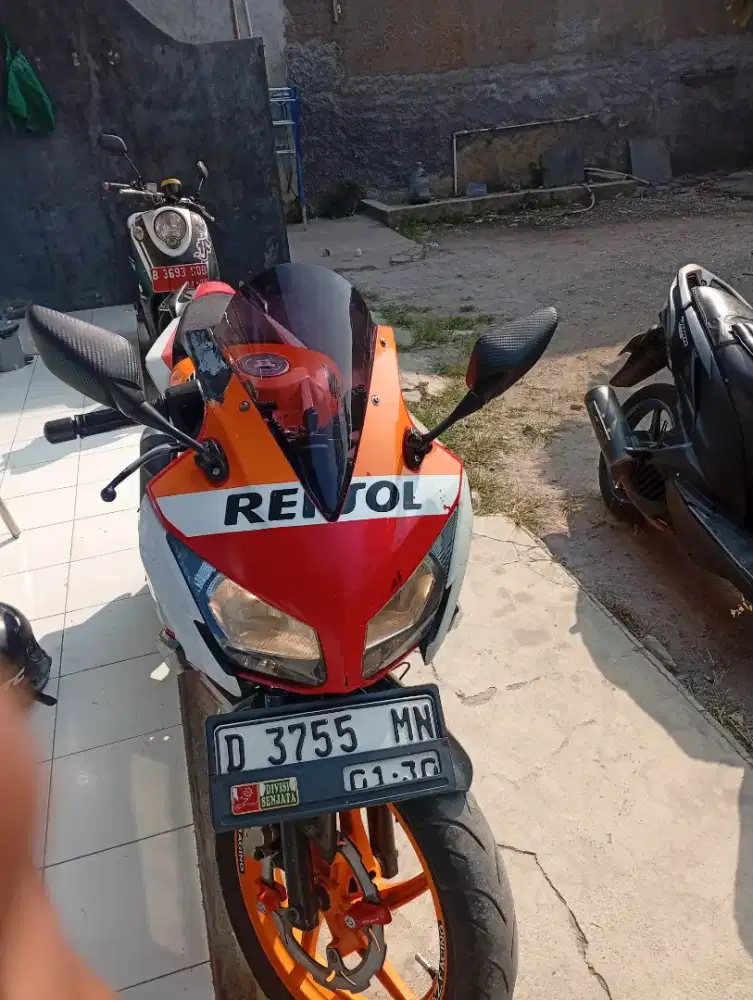 CBR repsol 8jt 2015