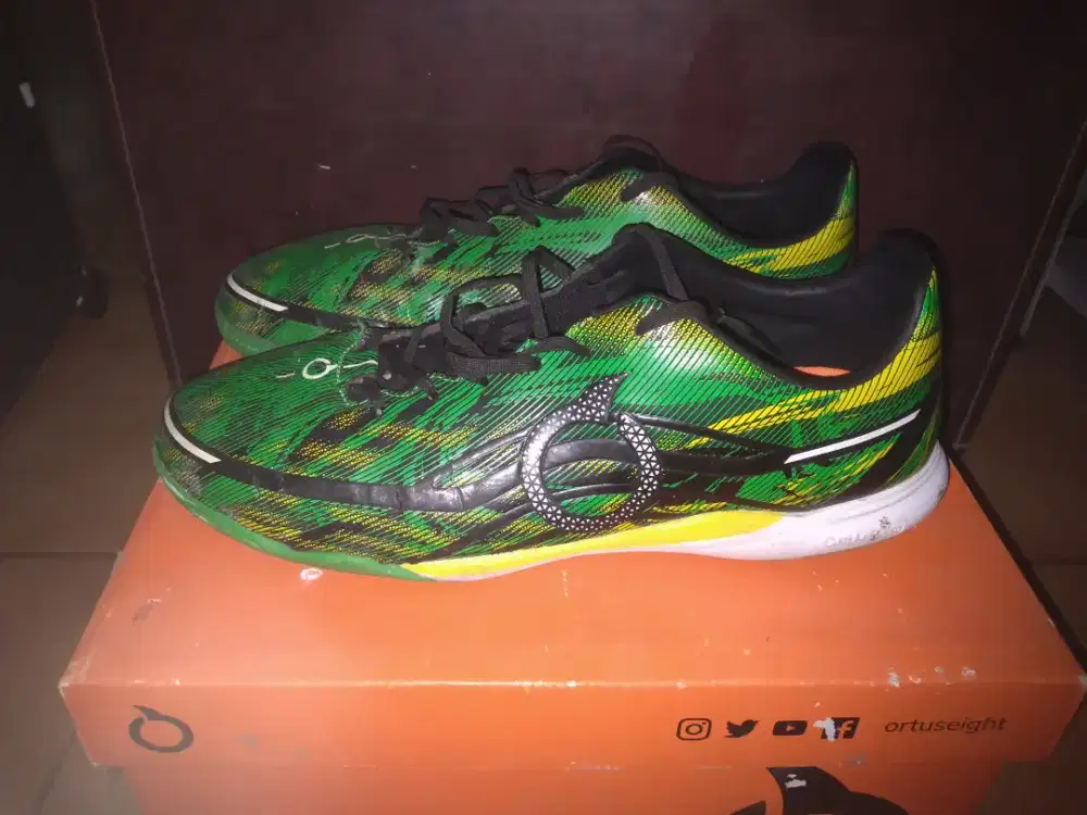 Sepatu Futsal
Ortuseight Catalyst Beast Neon Green Size 46