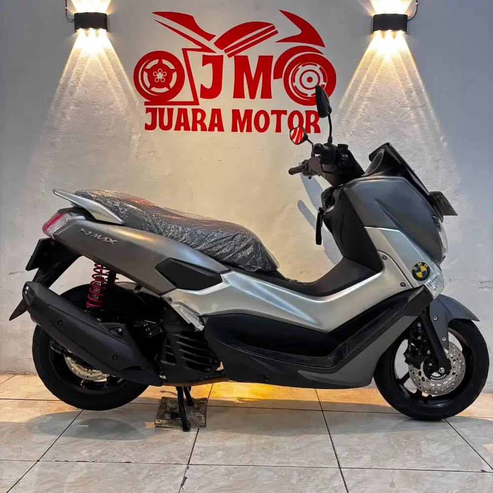 NMAX OLD 2017 SURAT LENGKAP MESIN HALUS TERAWAT DAN SIAP PAKAI