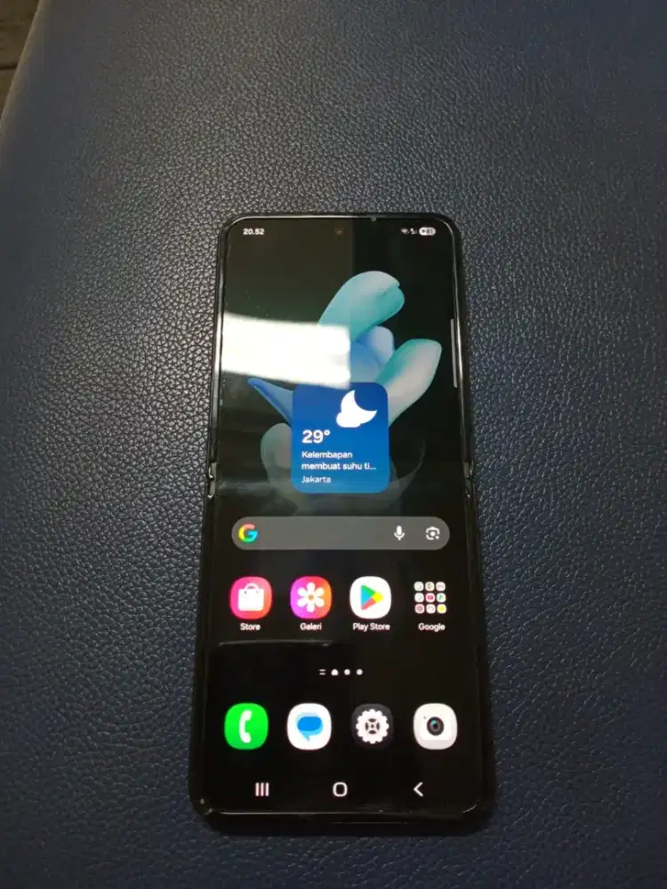 Samsung z flip 4 8/512 gb ex sein