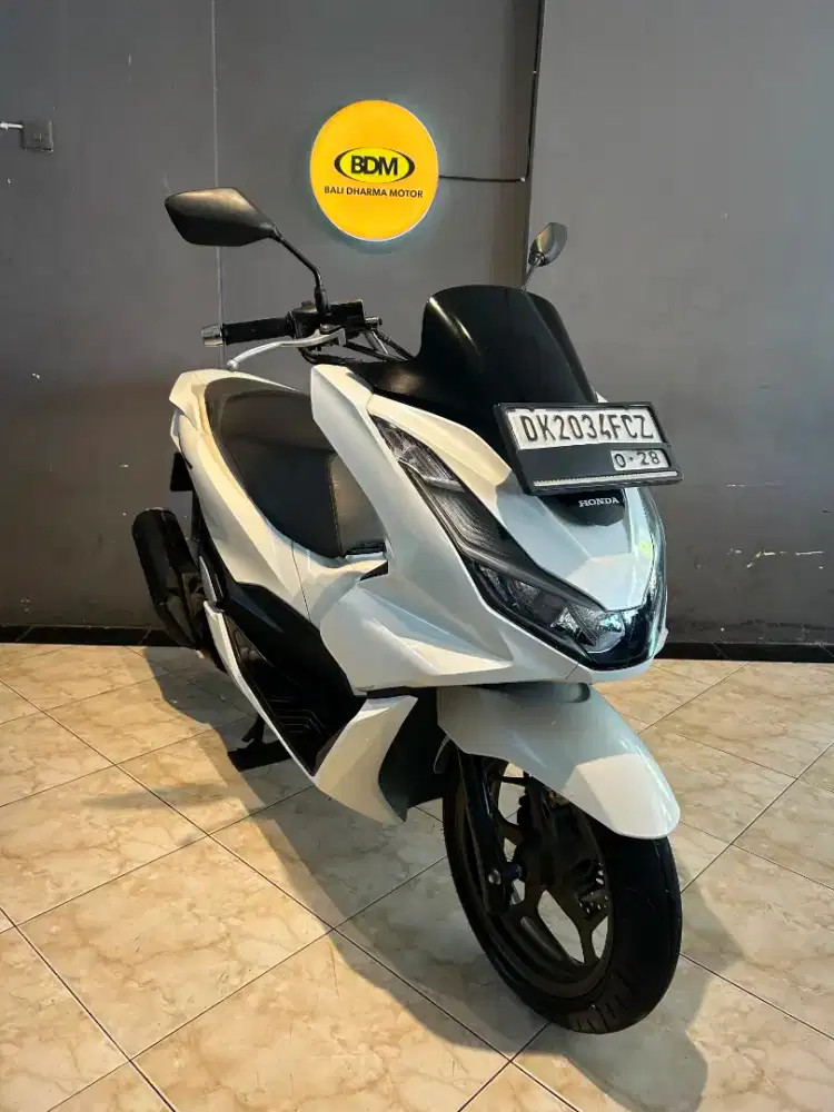 DP 3,5 JT / BUNGA MENURUN 2% / HONDA PCX 160 TAHUN 2023