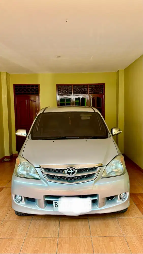 Mobil jarang pakai dr tangan pertama