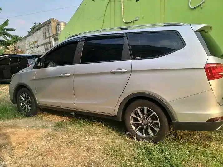 Wuling Cortez 2019 Bensin