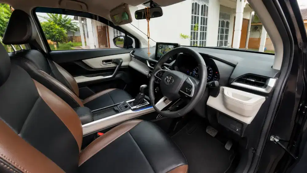 DIJUAL TOYOTA VELOZ 1.5 Q HITAM