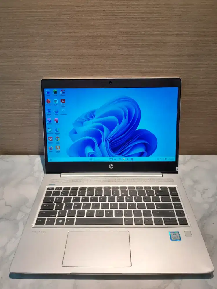 Hp probook 440, i5 gen8, ram 16gb, ssd 256gb, layar 14in,coding oke