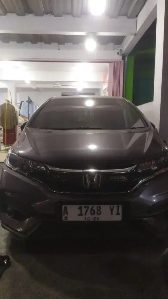 Dijual Cepat Mobil Honda Jazz 2019 second kondisi masih mulus