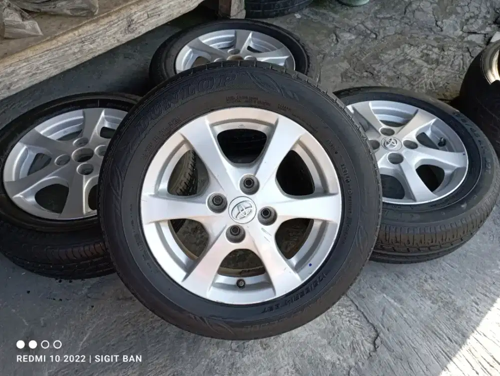 Velg agya/ayla r14