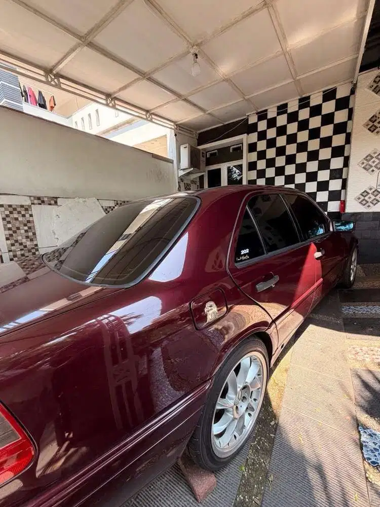 Mercedes-Benz C200 1997 Bensin