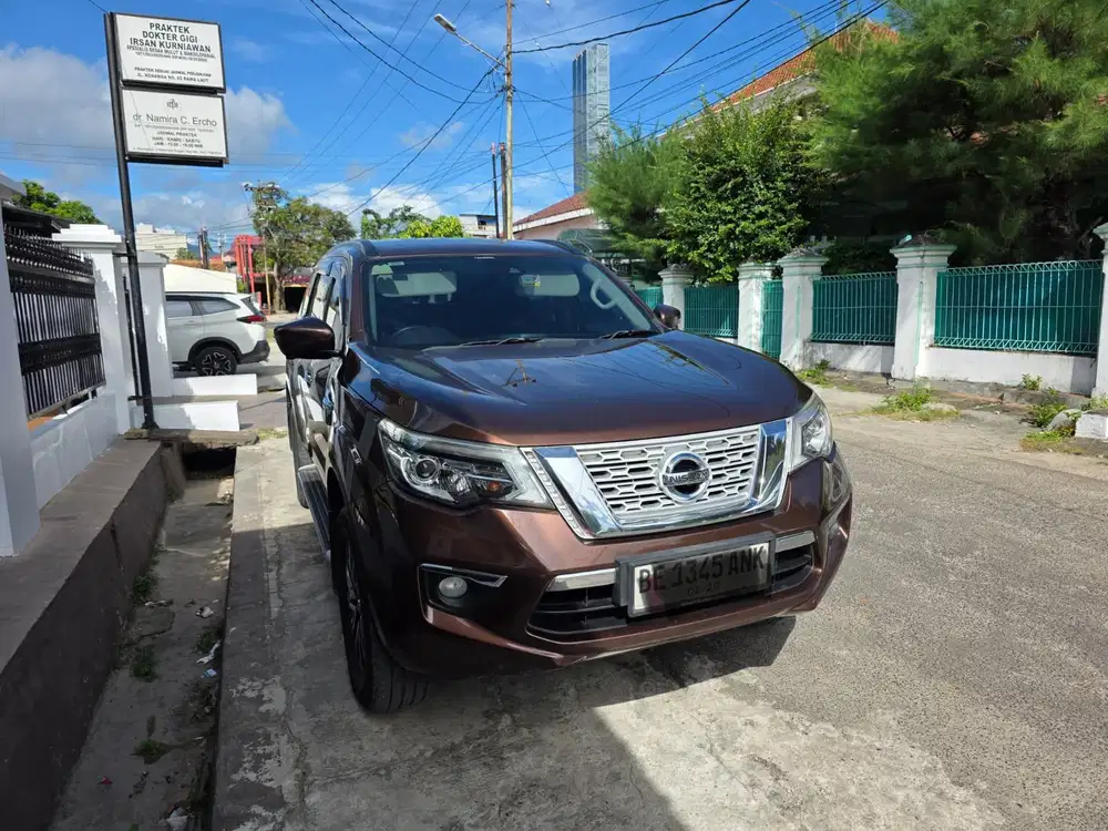 Nissan Terra VL 2.5 Diesel AT 2018