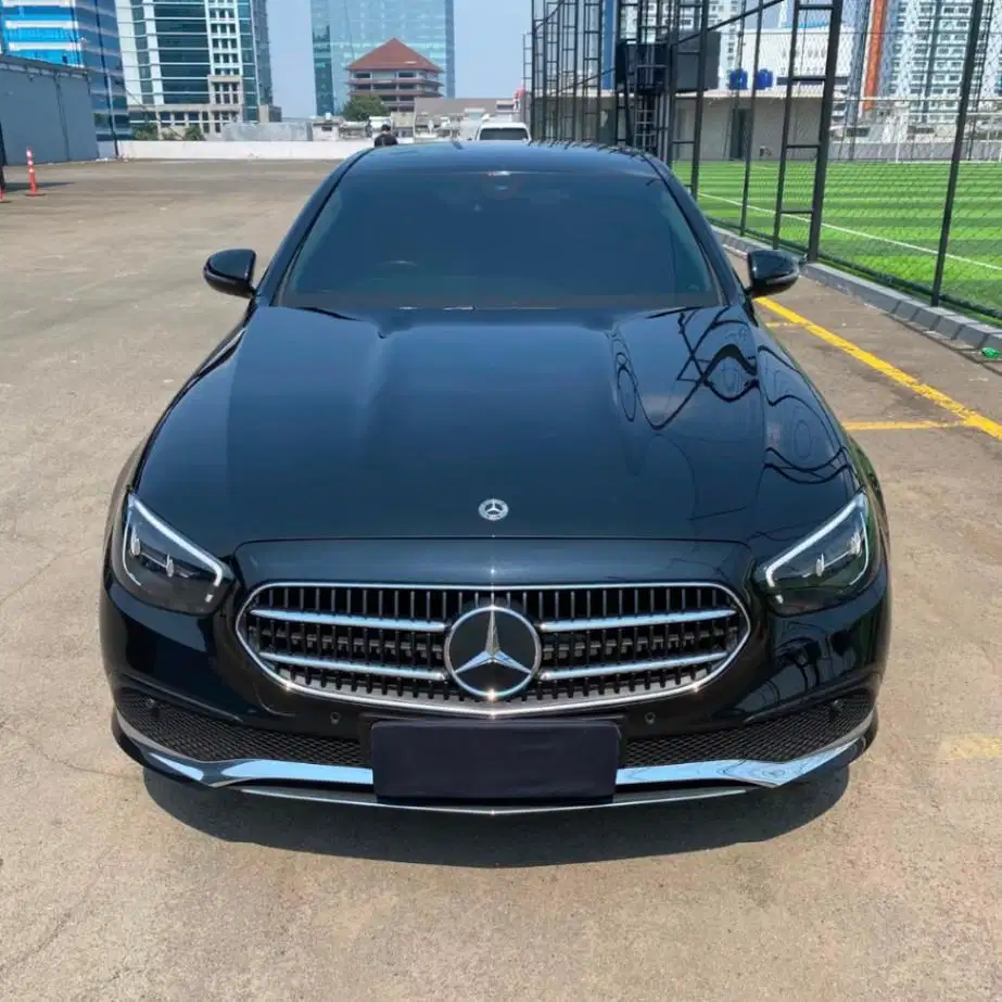 Mercedes Benz E200 AVG Tahun 2021