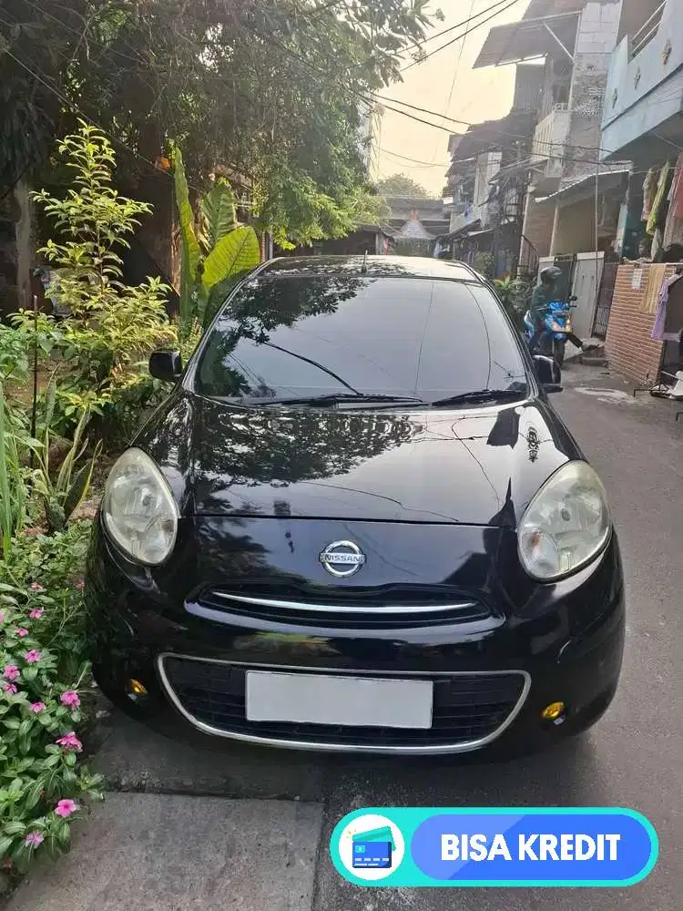 Nissan March 2011 Bensin