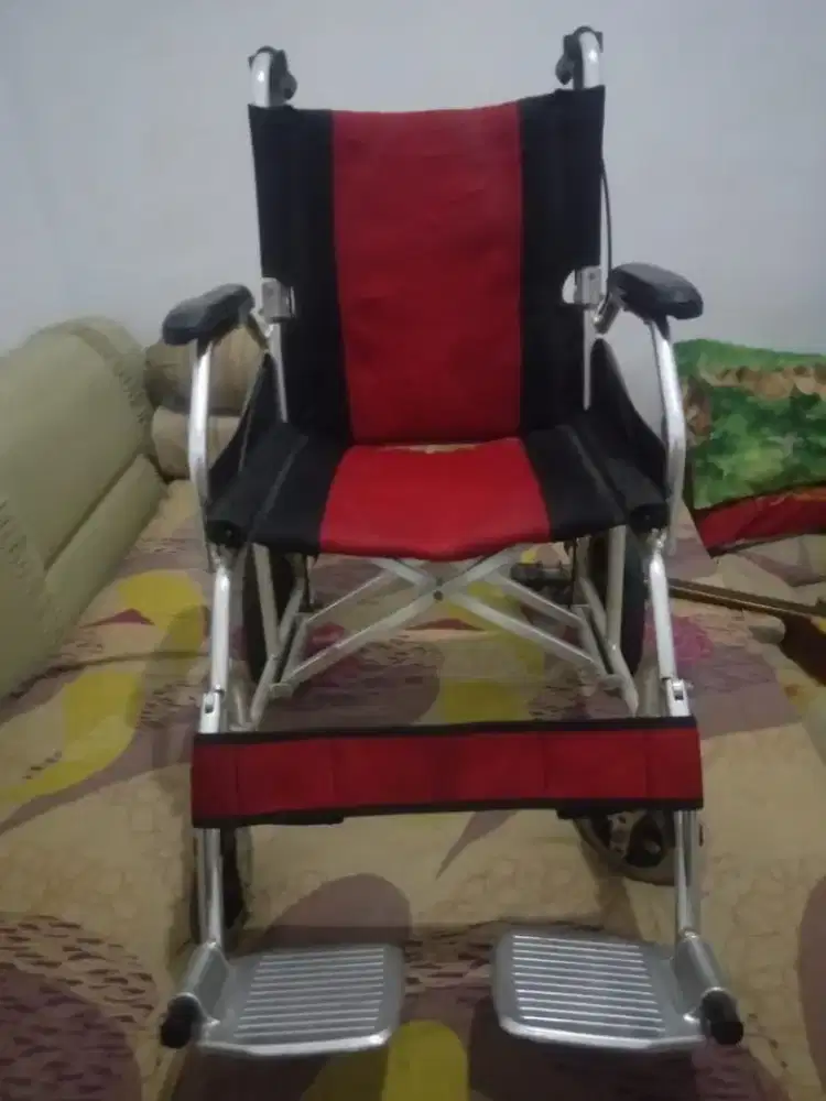 Dijual Kursi Roda Merk GEA